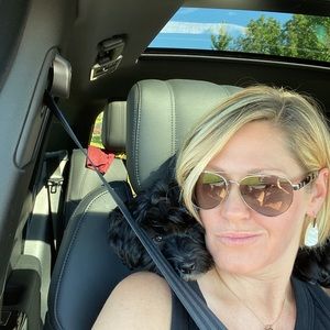 Meet your Posher, Cindy